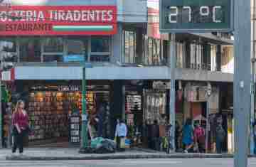  Vendas no comércio varejista do Paraná acumulam alta de 2,6% em 2025, mostra IBGE